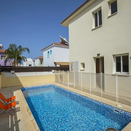 Villa Protaras Amber *